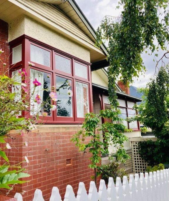 Warwick St Retreat! 3 Bedroom House With Parking Hobart Eksteriør billede